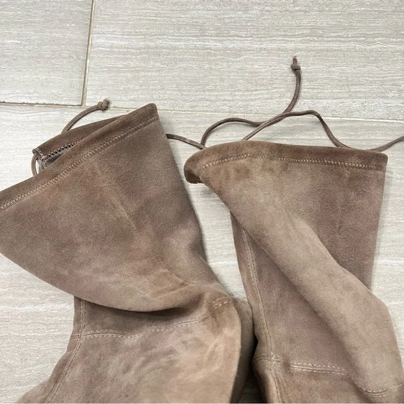 Stuart Weitzman Highland Boots in Light Gray/Taupe 6 - Picture 7 of 10